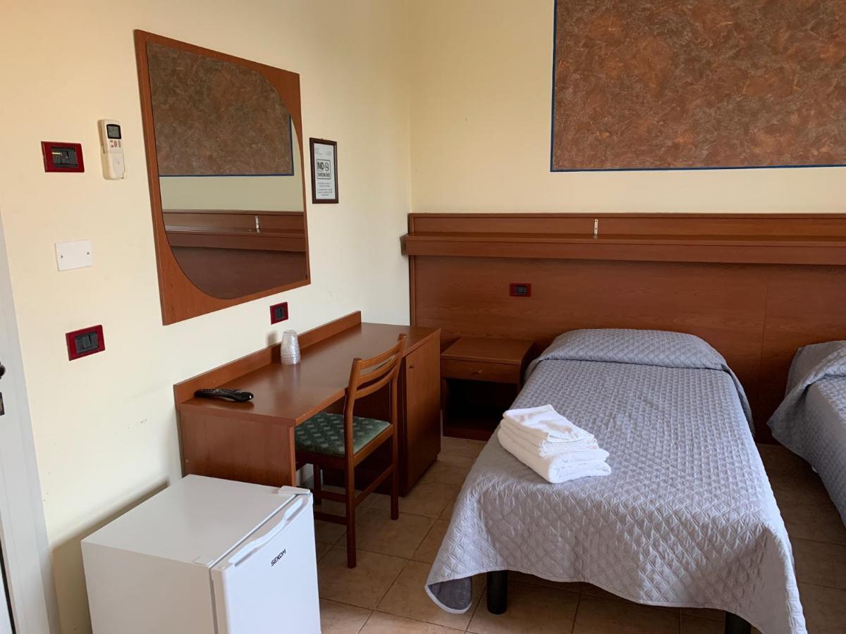 Hotel Regina Campolongo Maggiore Exterior photo